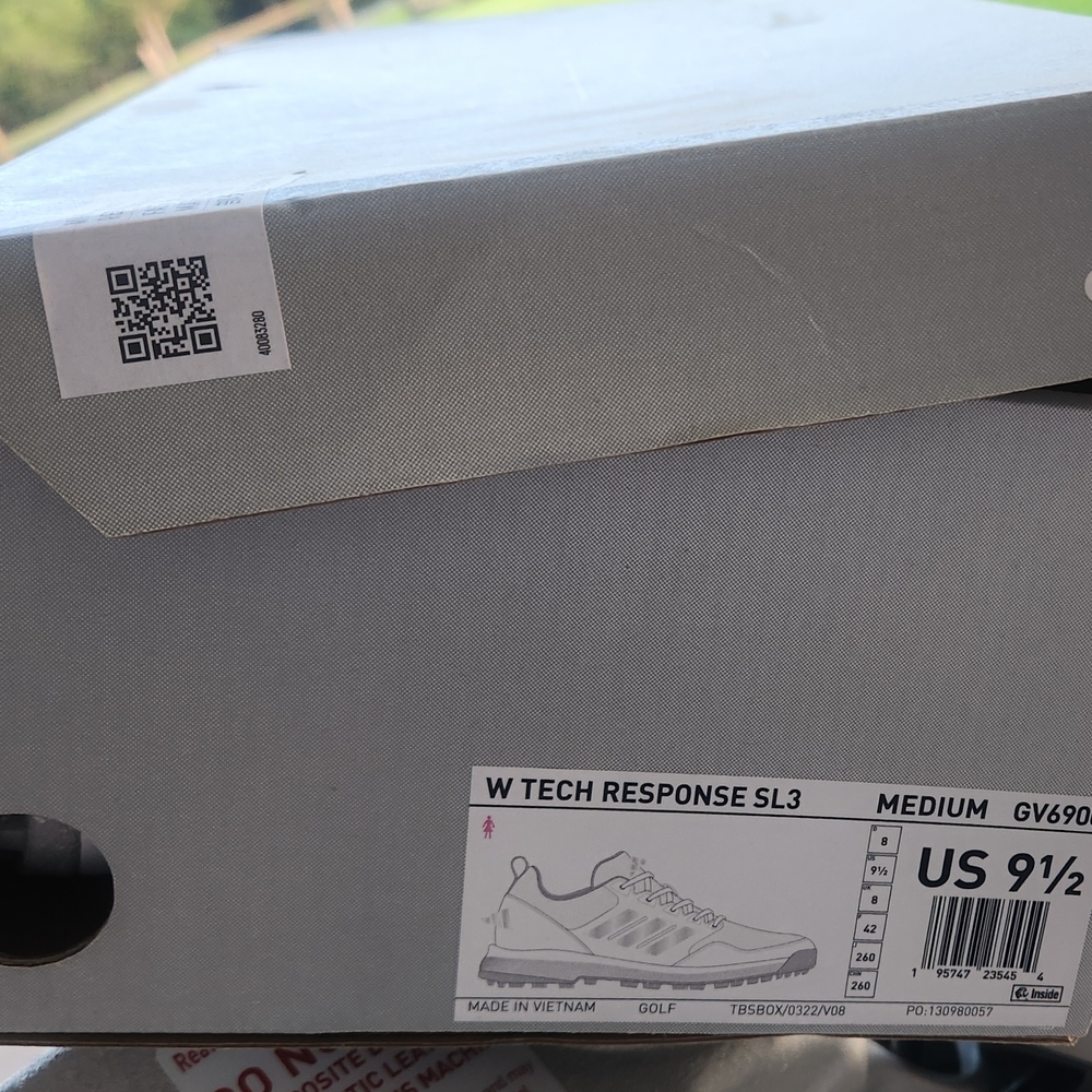 Adidas W Tech Response SL3 Shoes - Gray and White